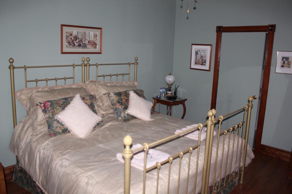 Doctor'S House B & B Tara Phòng bức ảnh